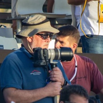 Fotografo bajo el sol.