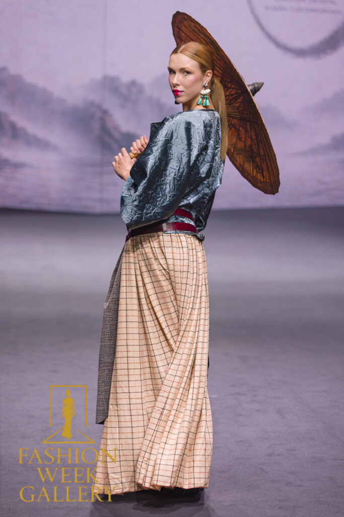 Farobag complementos de Pendientera . Model walking the runway during the presentation of her collection at Tenerife International Fashion Week 2026 (#SIMTE26), Spain